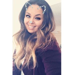 Meet your Posher, Lily